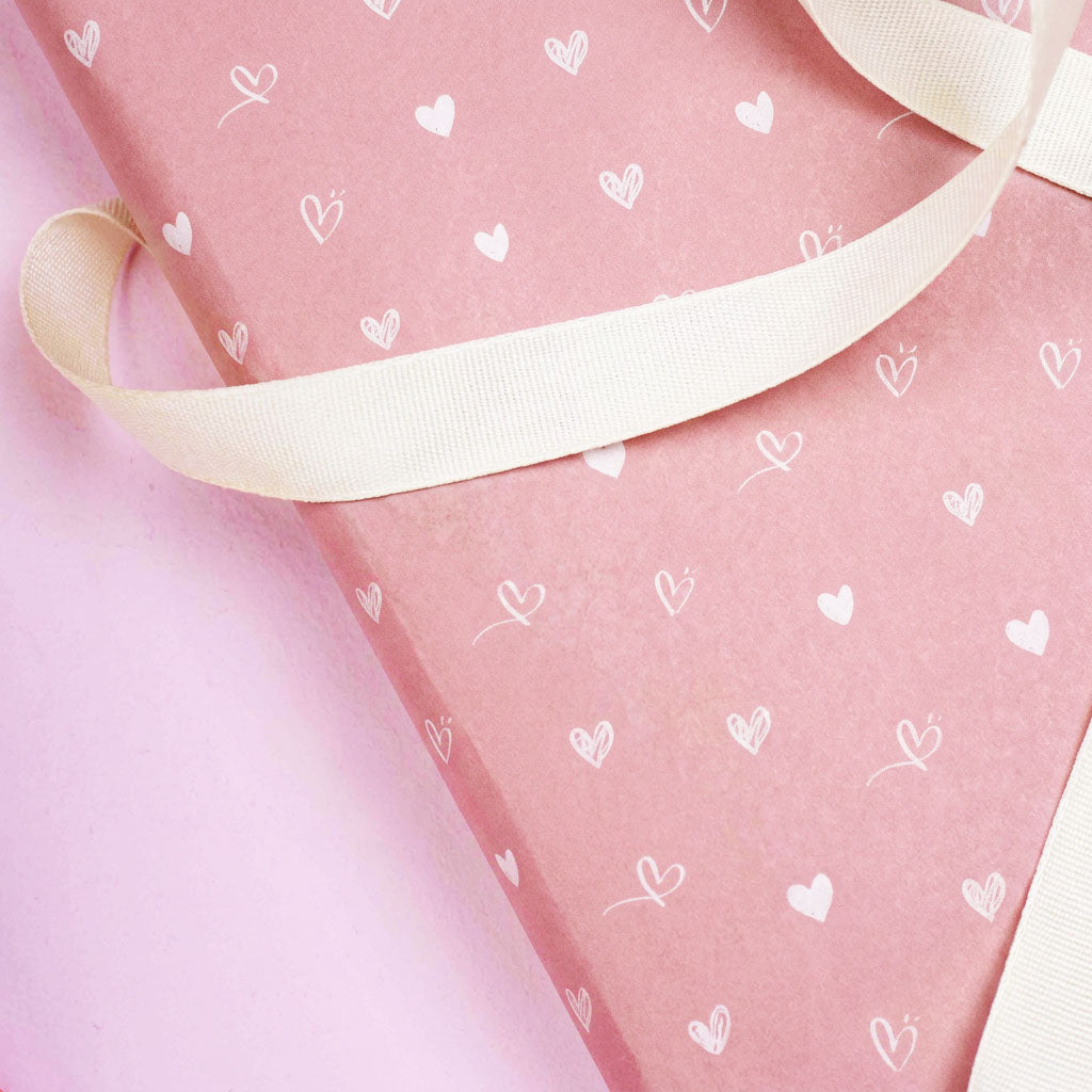 Vloeipapier 50x70cm Roze met Hartjes
