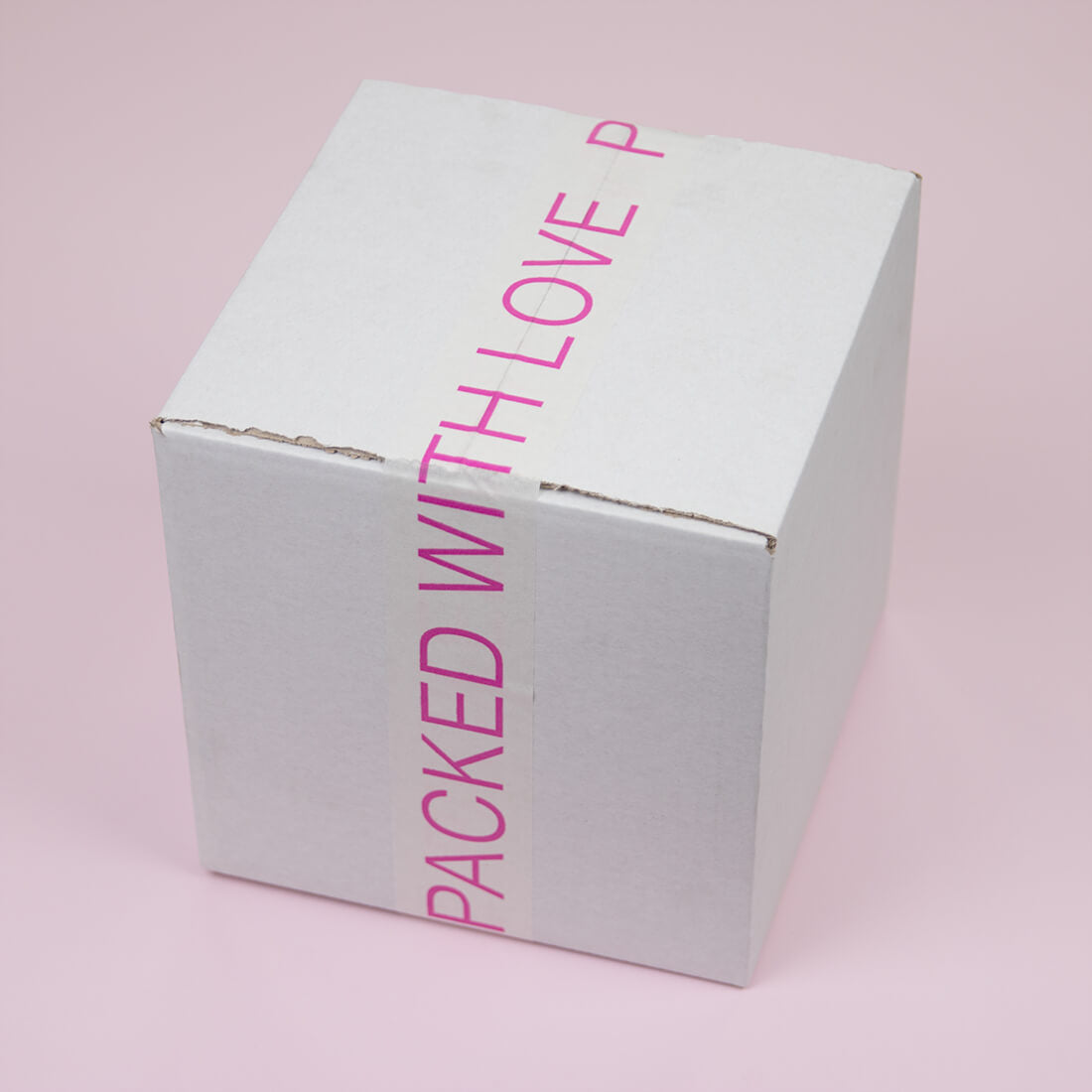 Papieren tape 'Packed with love' Wit 50mmx50mtr
