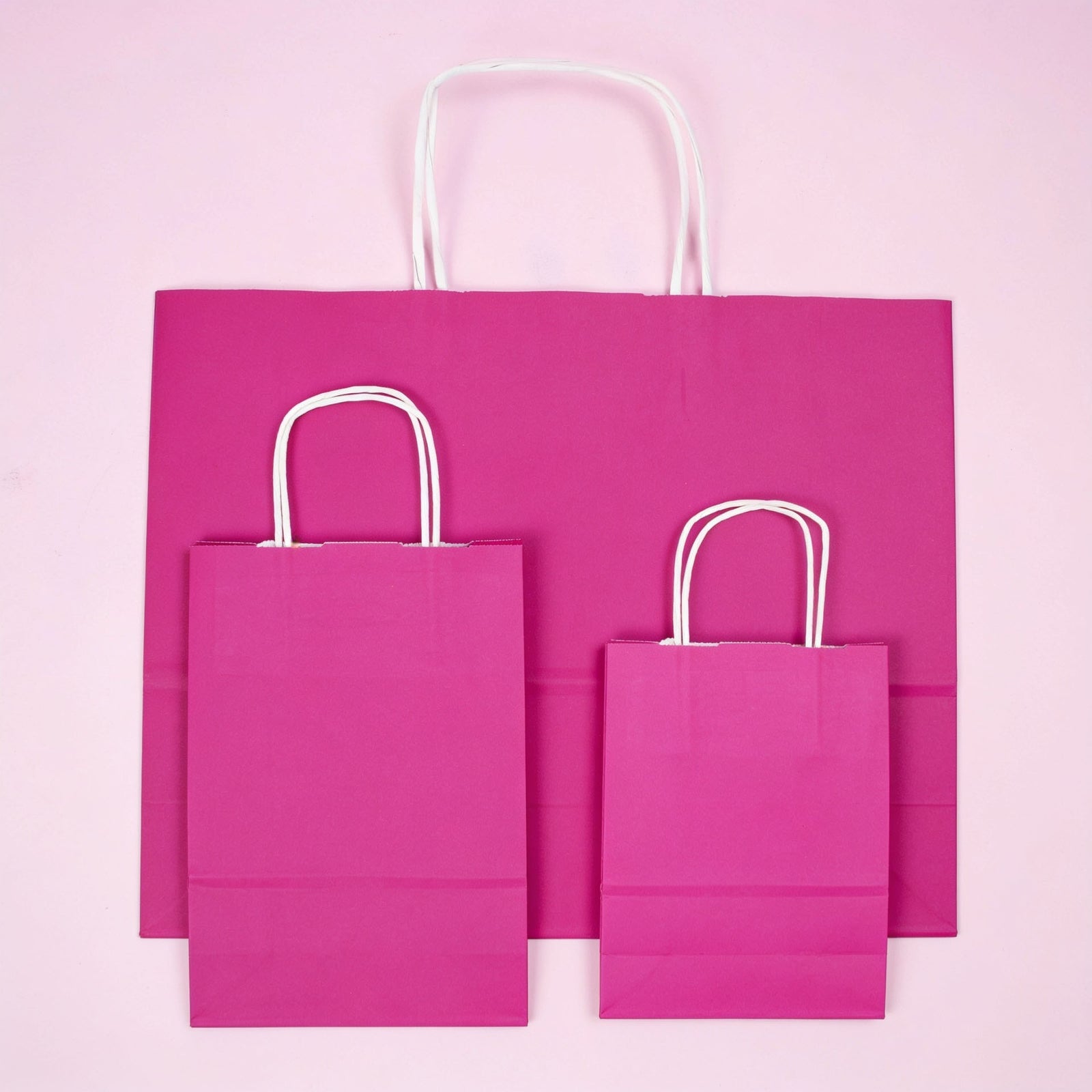 50x papieren tassen fuchsia in diverse formaten