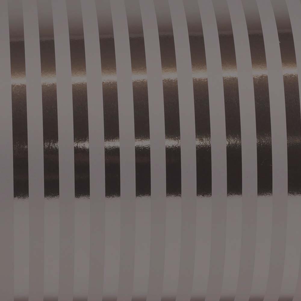 Inpakpapier Zwart/grijs Gemetalliseerde strepen 30cm x 100mtr